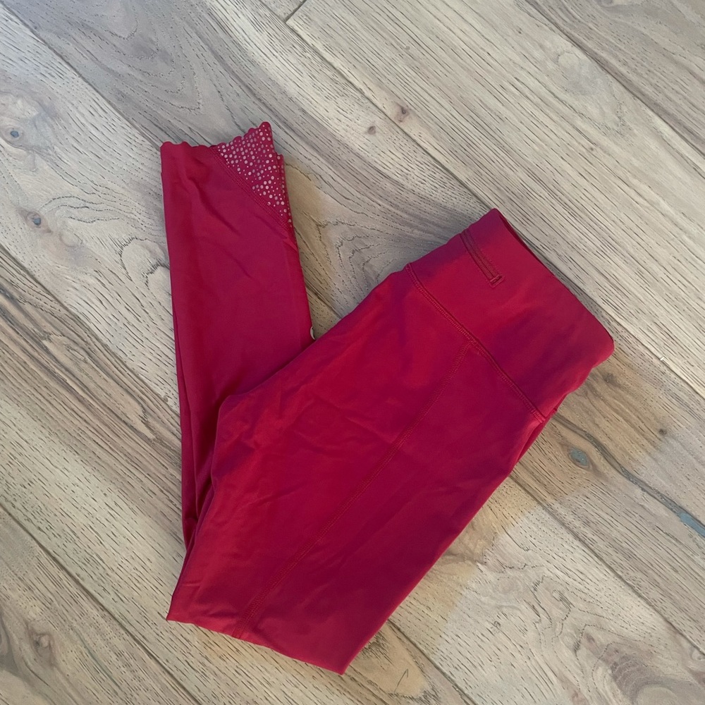 Lululemon tight stuff tight sz 4 (reflective)